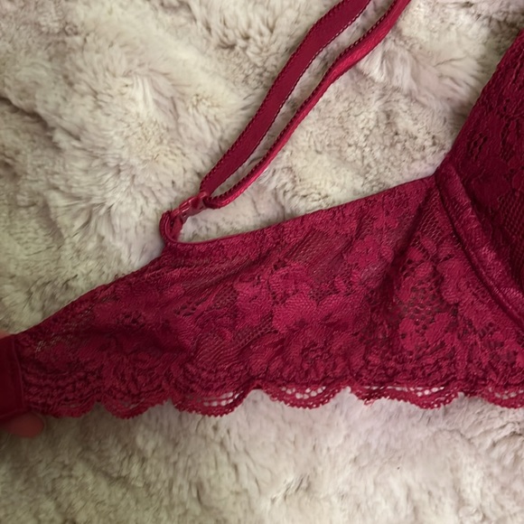 Victoria’s Secret burgundy red 32c Dream Angels smooth push up bra lace trim - Picture 4 of 6